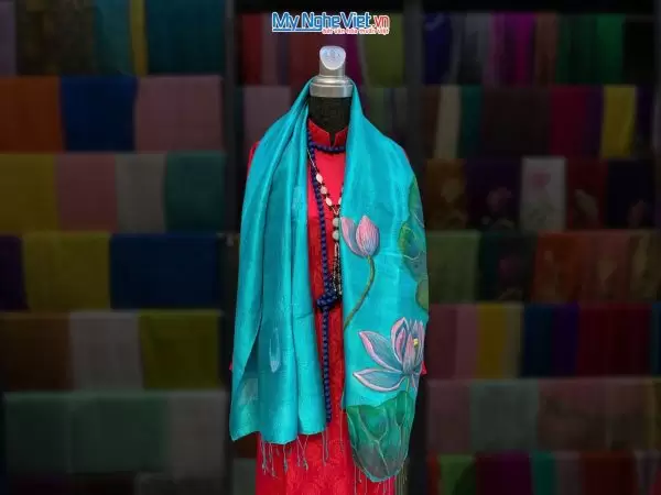 Khăn lụa đũi Hà Đông vẽ tay