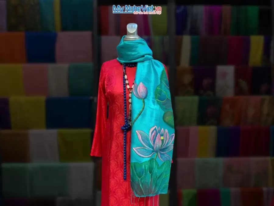 Khăn lụa đũi Hà Đông vẽ tay