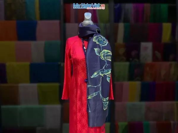 Khăn lụa Hà Đông Vẽ Hoa