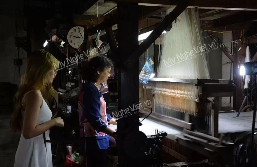Quy trình sản xuất khăn lụa Hà Đông