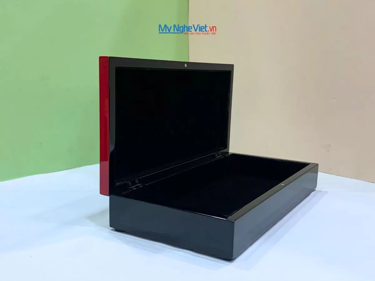 Combo Hộp sơn mài và khăn  lụa Hà Đông Combo Hộp sơn mài và khăn lụa Hà Đông