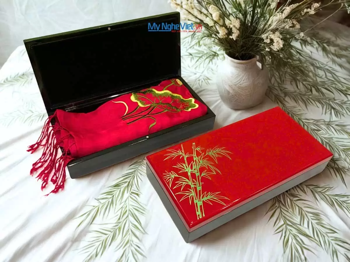 Combo Hộp sơn mài và khăn  lụa Hà Đông Combo Hộp sơn mài và khăn lụa Hà Đông
