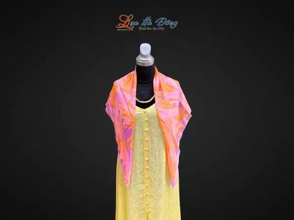 Khăn Lụa Tơ Tằm Vẽ Thủy Ấn