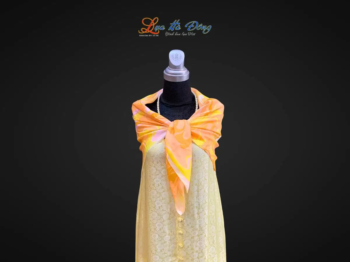 Khăn Lụa Tơ Tằm Vẽ Thủy Ấn Khăn Lụa Tơ Tằm Vẽ Thủy Ấn