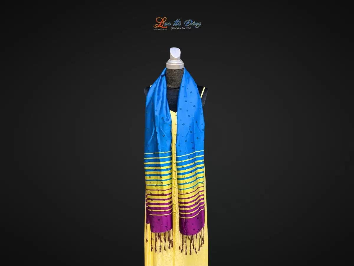 Khăn Lụa trống đồng Văn Miếu Quốc Tử Giám (13) Khăn Lụa Lá Dâu