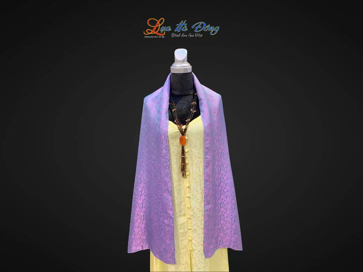 Khăn lụa dài họa tiết hồng thọ hồng xanh Khăn lụa dài họa tiết hồng thọ hồng xanh