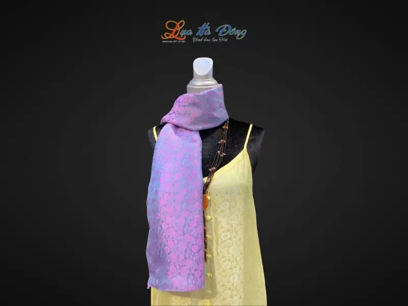 Khăn lụa dài họa tiết hồng thọ hồng xanh
