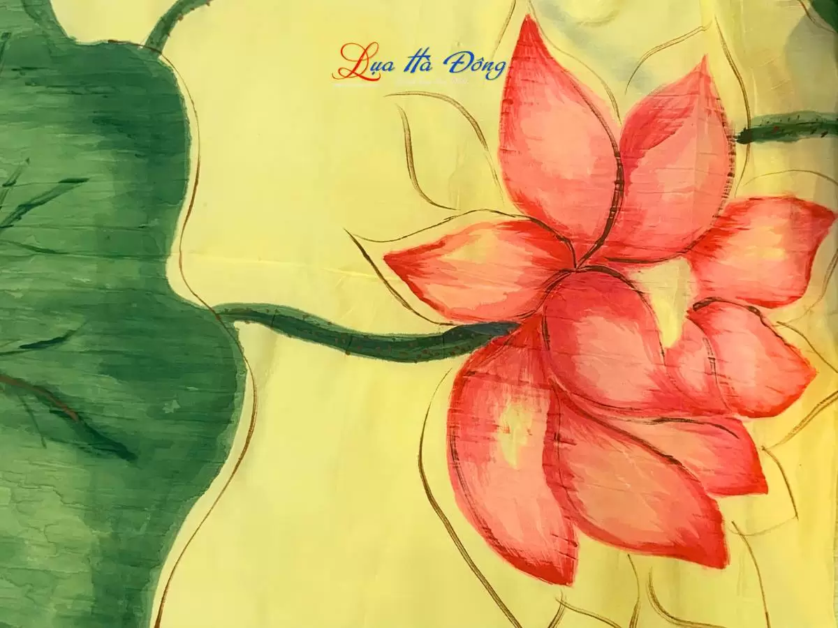 Khăn lụa tơ tằm vẽ tay hoa sen (4) Khăn lụa tơ tằm vẽ tay hoa sen