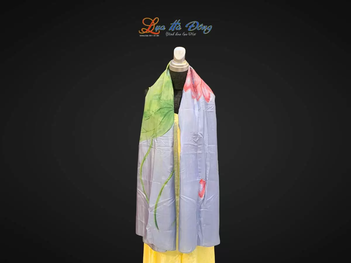 Khăn lụa tơ tằm vẽ tay hoa sen (8) Khăn lụa tơ tằm vẽ tay hoa sen