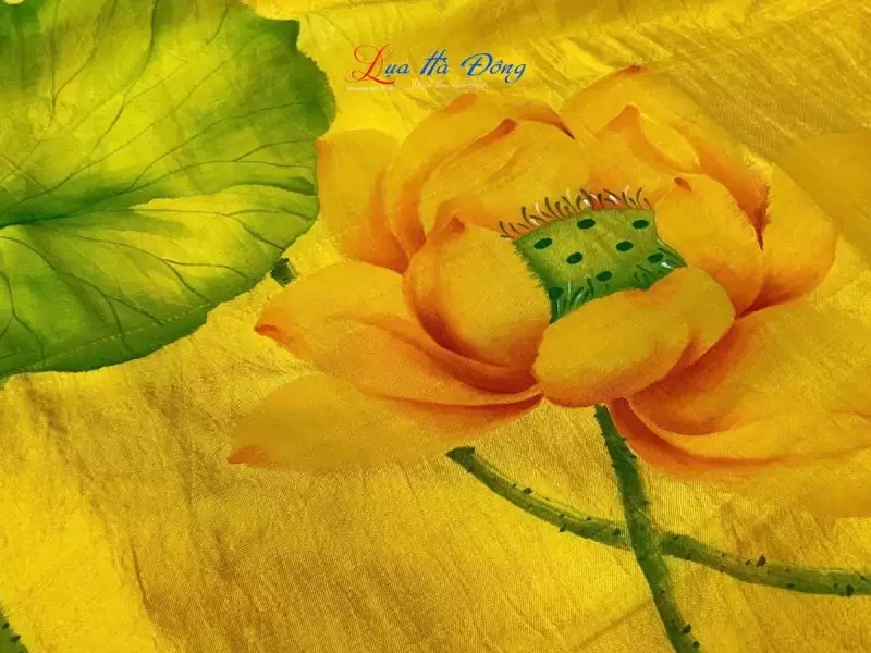 Khăn lụa tơ tằm vẽ tay hoa sen tua rua 100% silk