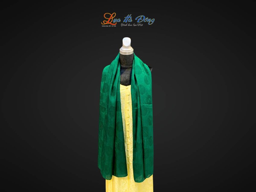 Khăn lụa vân cổ triện thọ