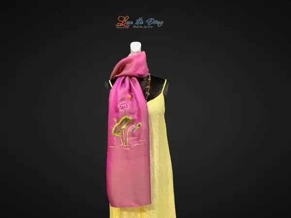 Khăn lụa trơn thêu sen tím hồng