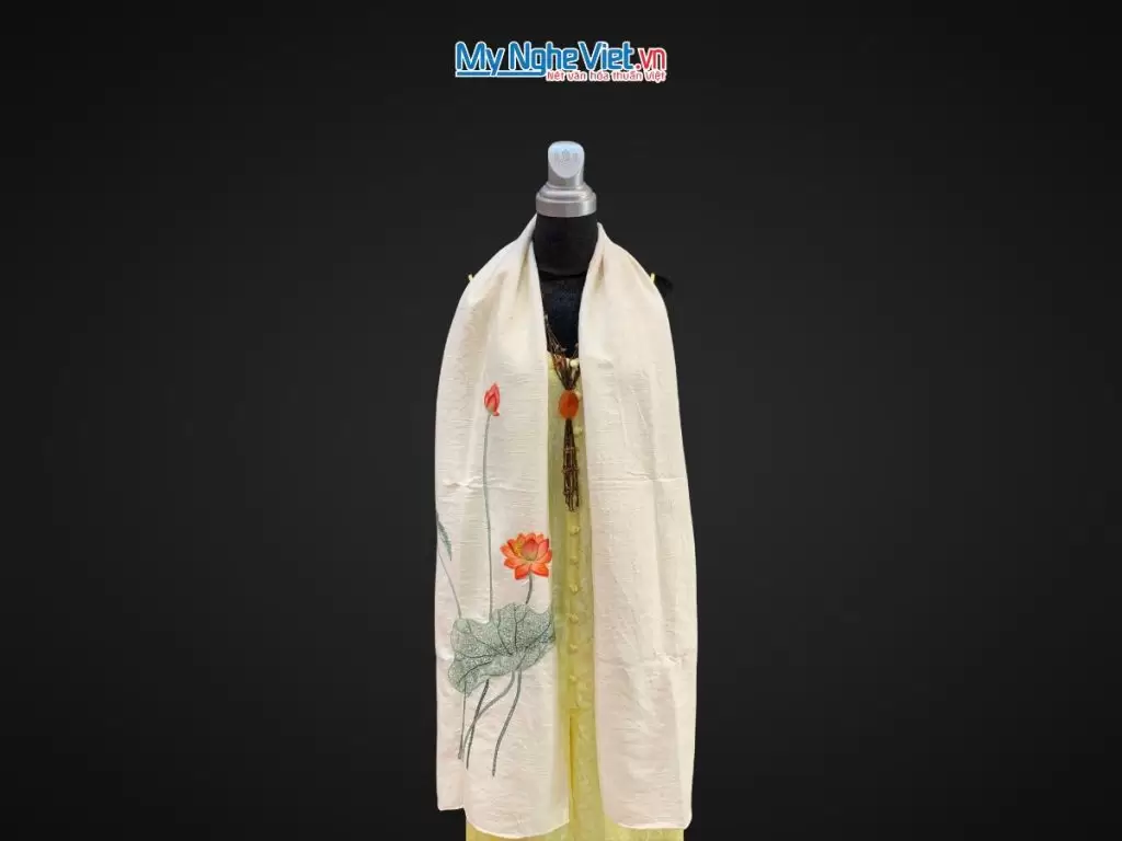 Khăn lụa đũi họa tiết hoa sen thêu tay 100% silk