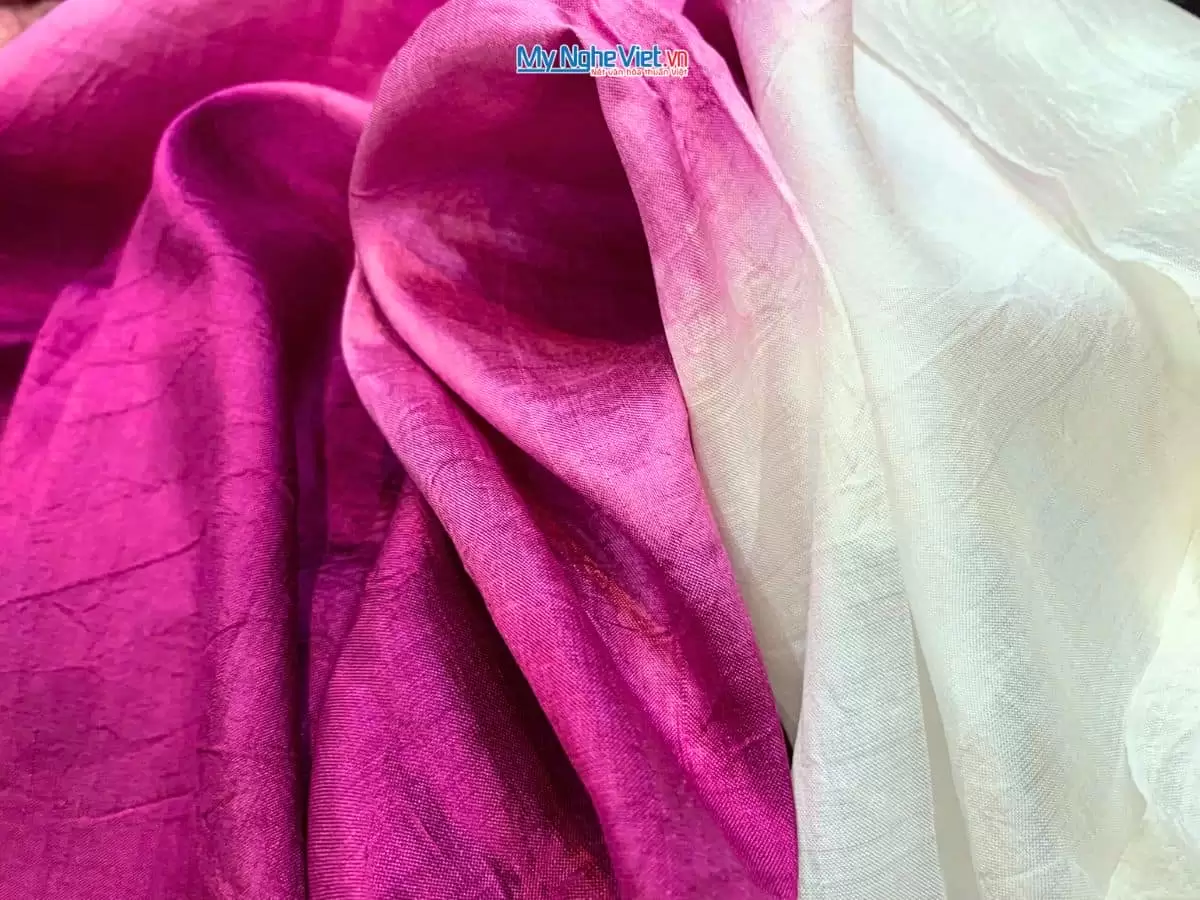 Khăn lụa tơ tằm loang Thái Bình (8)nen Khăn lụa tơ tằm loang Thái Bình màu hồng