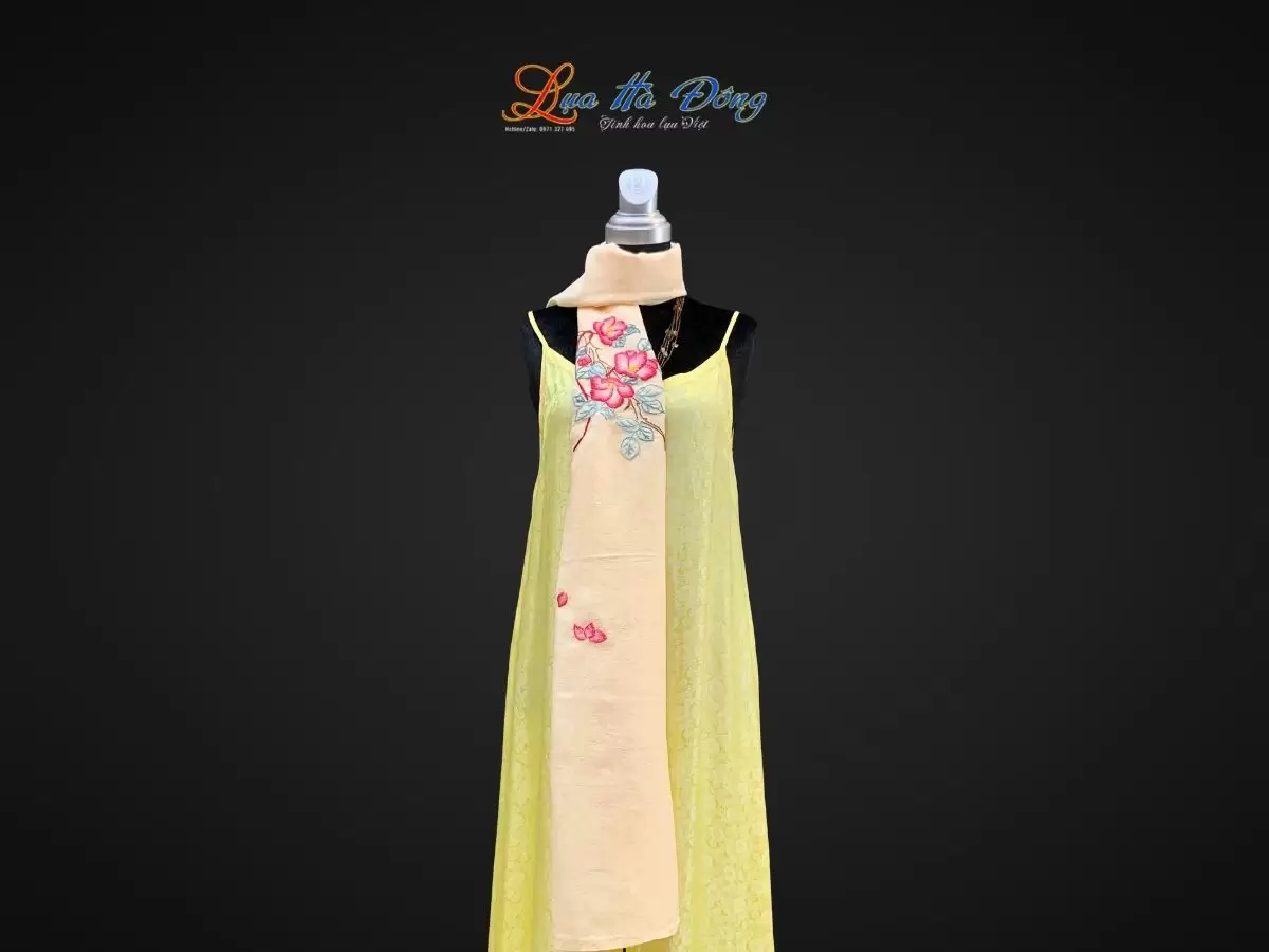 Khăn lụa tơ tằm thêu hoa (2) Khăn lụa vân cổ thêu tay lá cây kem