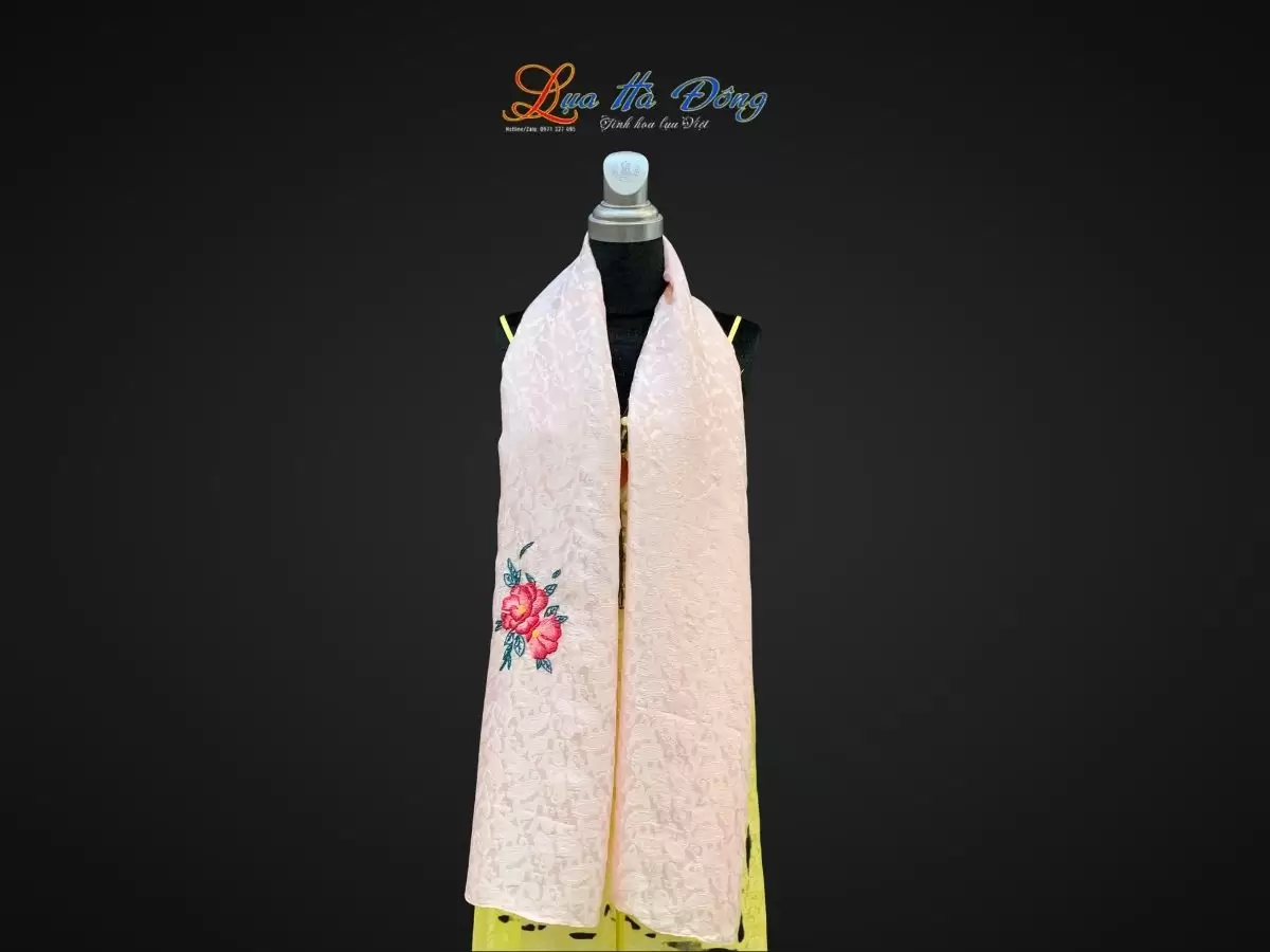 Khăn lụa tơ tằm thêu hoa (33) Khăn lụa thêu tay đuôi công hồng