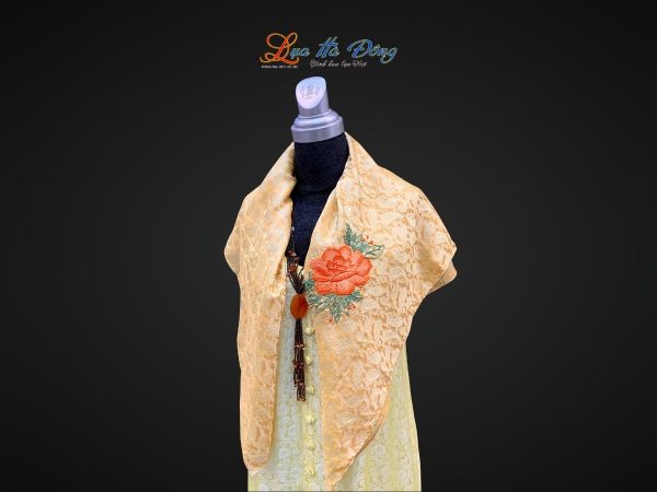 Khăn lụa thêu tay đuôi cong vàng đồng