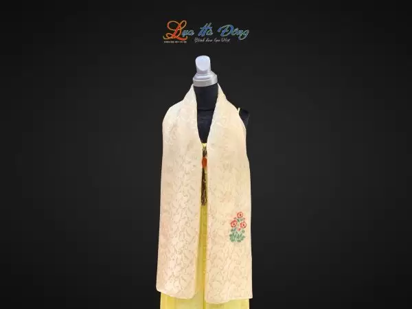 Khăn lụa thêu tay đuôi công kem
