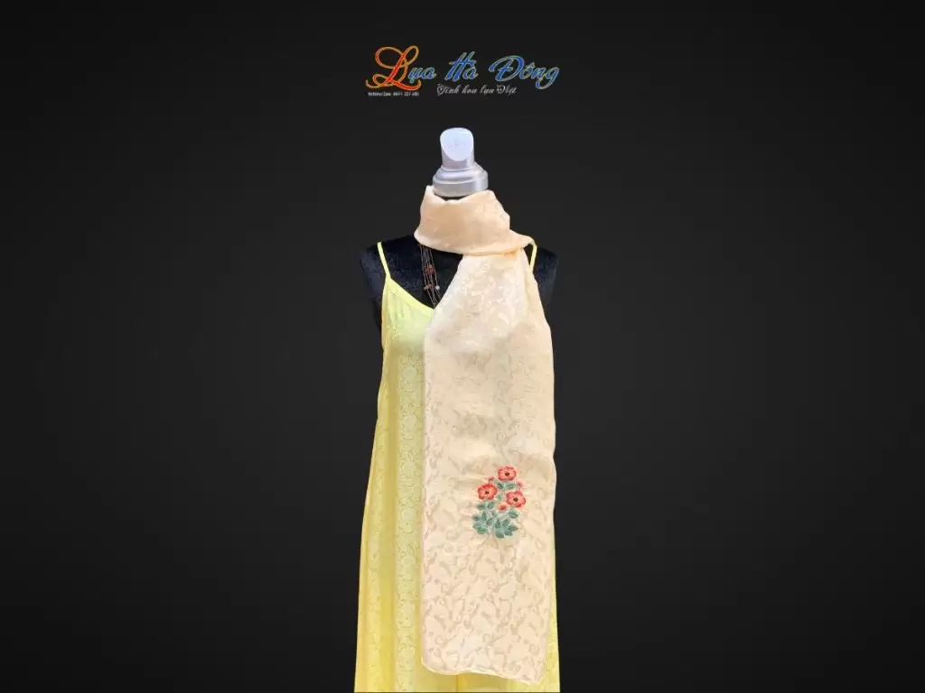 Khăn lụa thêu tay đuôi công kem