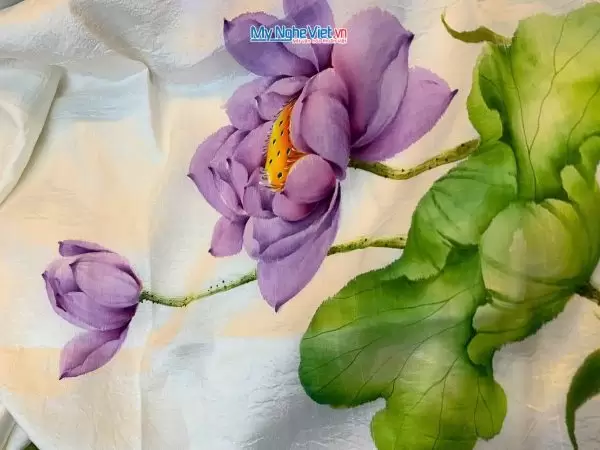 Khăn lụa tơ tằm vẽ tay hoa sen
