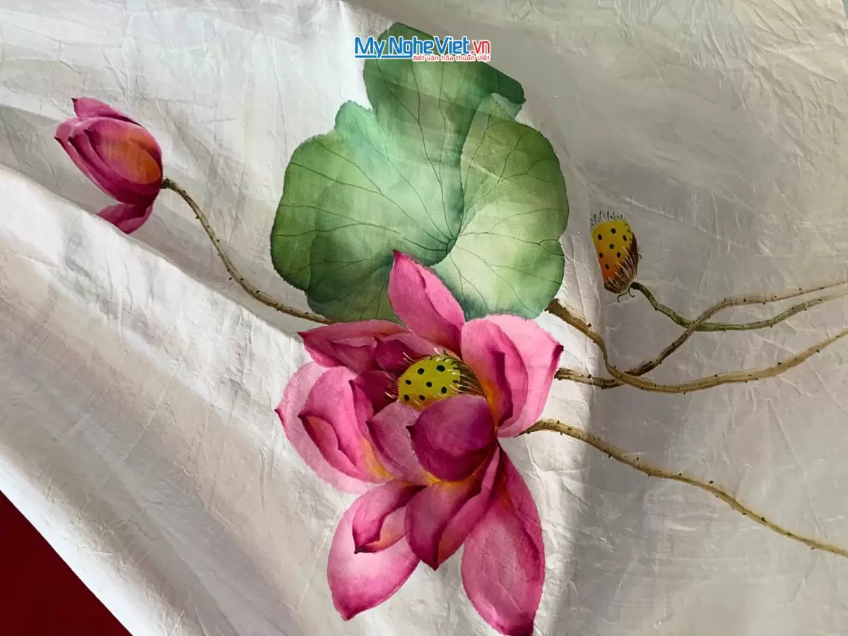 Khăn lụa tơ tằm vẽ tay hoa sen