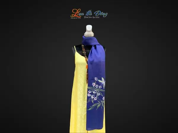 Khăn lụa tơ tằm vẽ tay