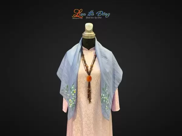 Khăn lụa vuông tơ tằm màu xanh vẽ hoa