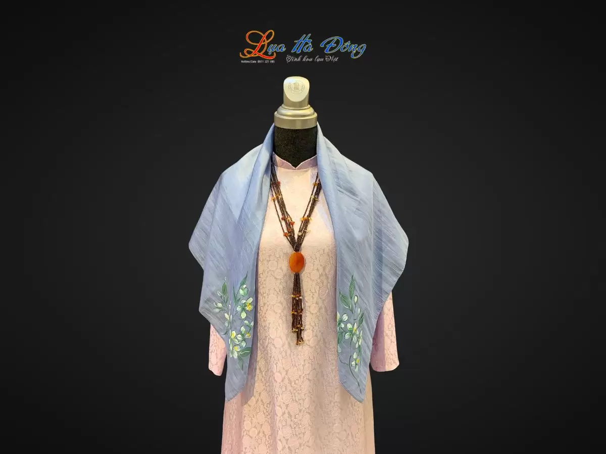 Khăn lụa vuông tơ tằm vẽ hoa (5) Khăn lụa vuông tơ tằm màu xanh vẽ hoa