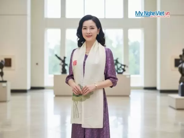 Khăn lụa đũi họa tiết hoa sen thêu tay màu trắng 100% silk cao cấp