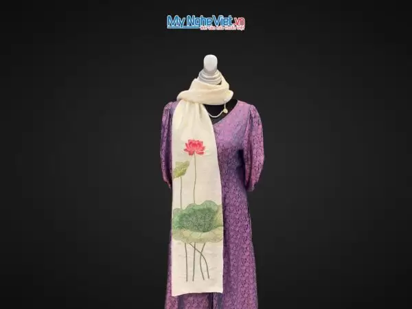 Khăn lụa đũi họa tiết hoa sen thêu tay màu trắng 100% silk cao cấp