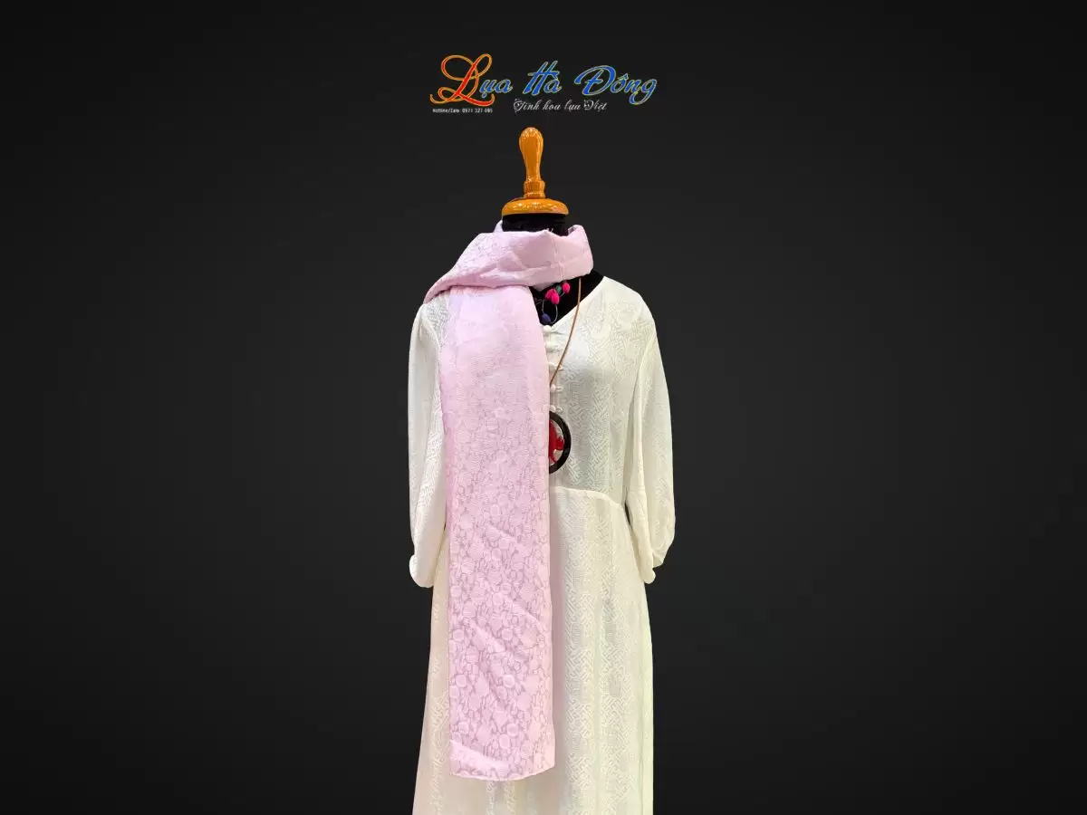 Khăn lụa tơ tằm dài họa tiết (11) Khăn lụa tơ tằm dài họa tiết hồng thọ nhí tím hoa cà