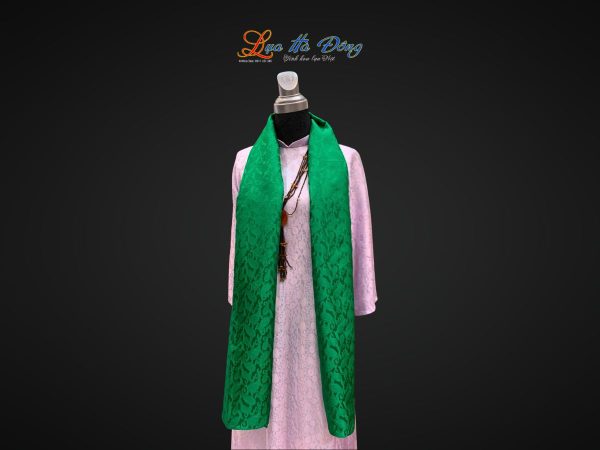 Khăn lụa tơ tằm dài họa tiết đuôi công xanh lá