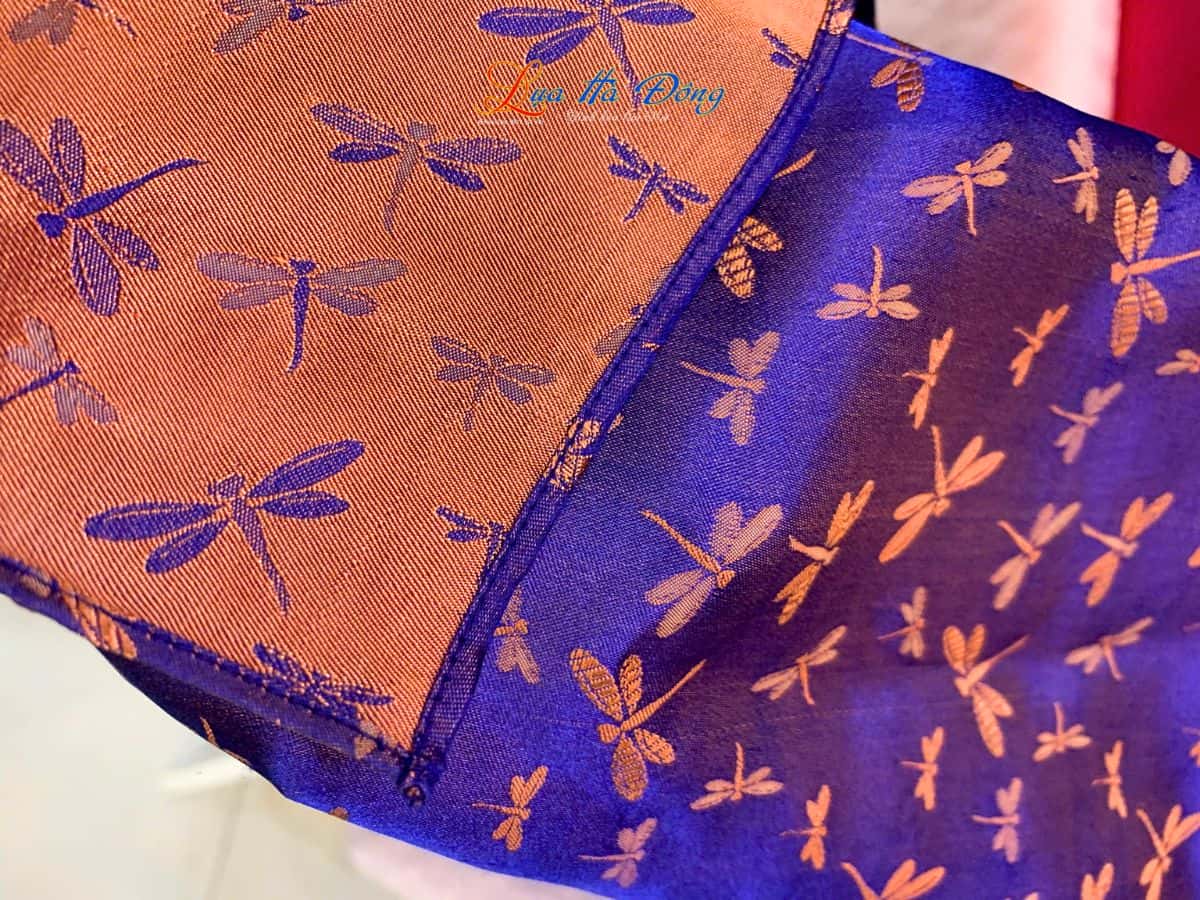 Khăn lụa tơ tằm dài họa tiết (3) Khăn lụa tơ tằm dài họa tiết chuồn chuồn tím cam