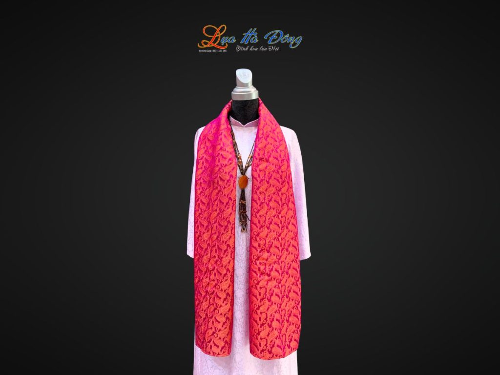 Khăn lụa tơ tằm dài họa tiết đuôi công hồng cam