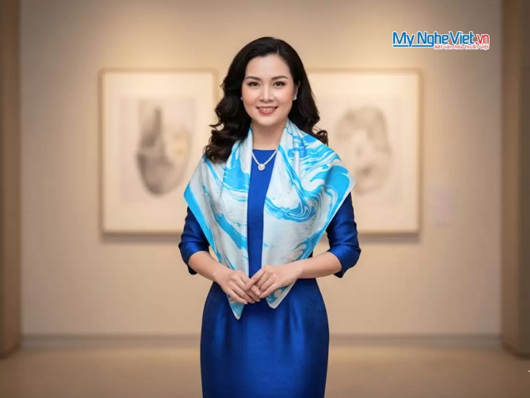 Khăn lụa tơ tằm thủy ấn Khăn Lụa Vuông Thủy Ấn Tơ Tằm Màu Xanh