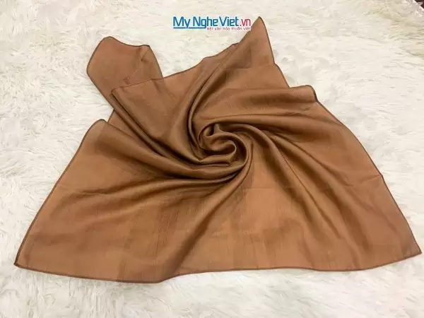 Khăn lụa vuông tơ tằm trơn màu nâu cà phê
