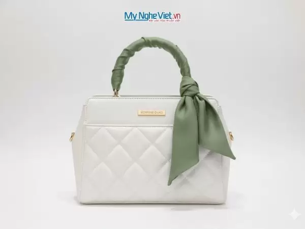 Khăn lụa vuông tơ tằm trơn màu xanh lá