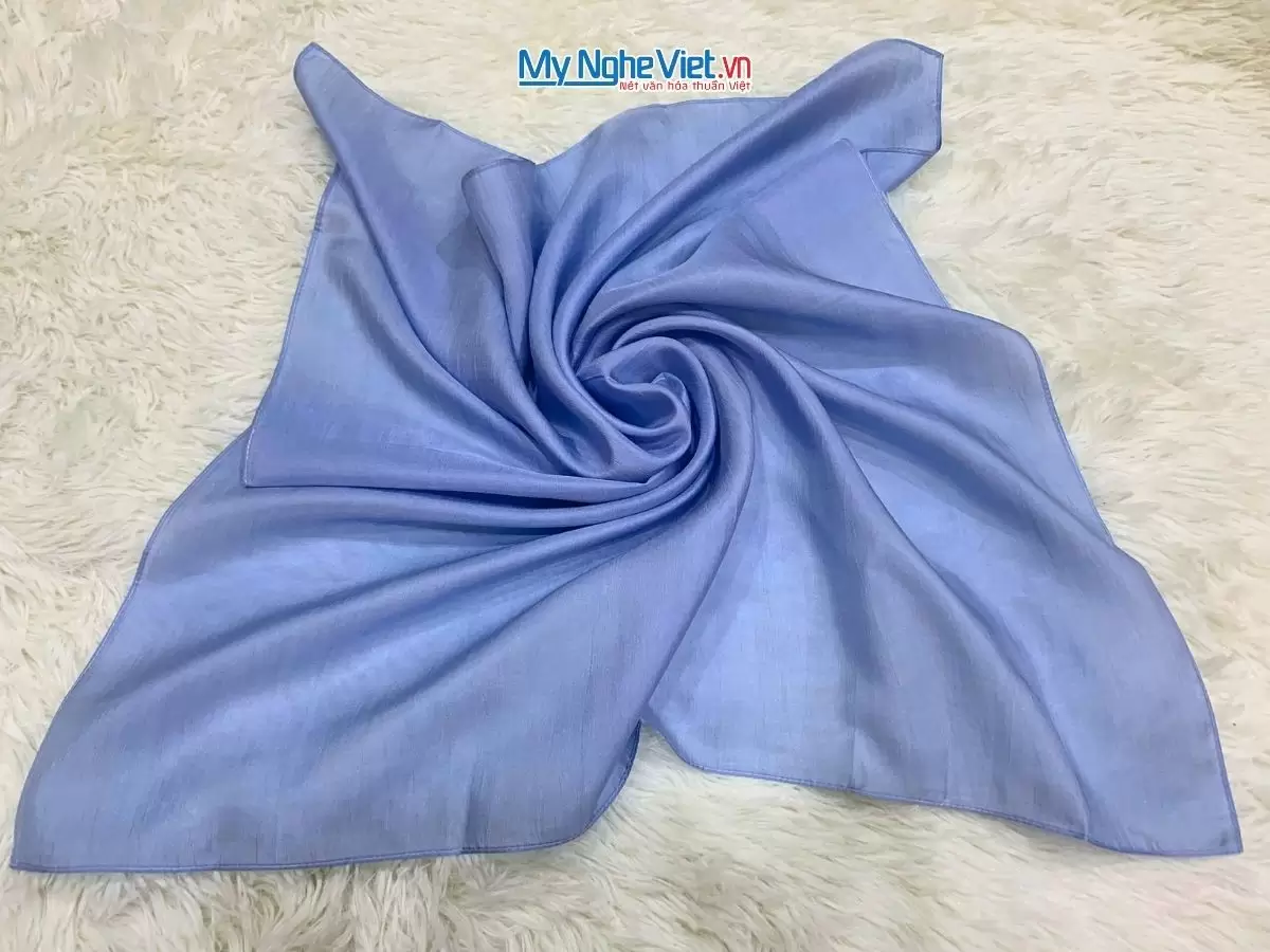 Khăn lụa vuông tơ tằm trơn (26)