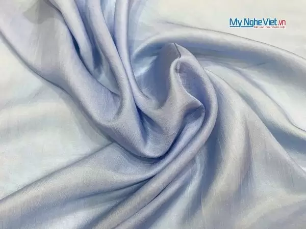 Khăn lụa vuông tơ tằm trơn màu xanh dương