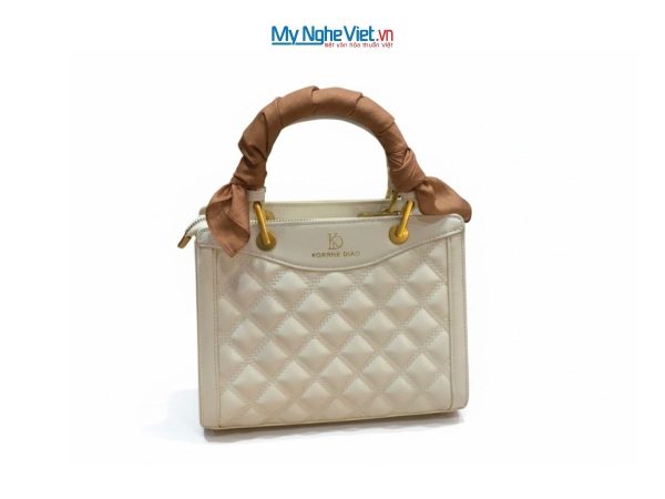 Khăn lụa vuông tơ tằm trơn màu nâu cà phê