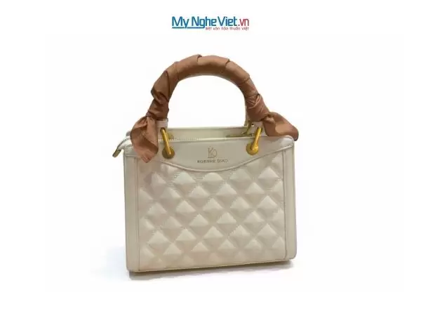 Khăn lụa vuông tơ tằm trơn màu nâu cà phê