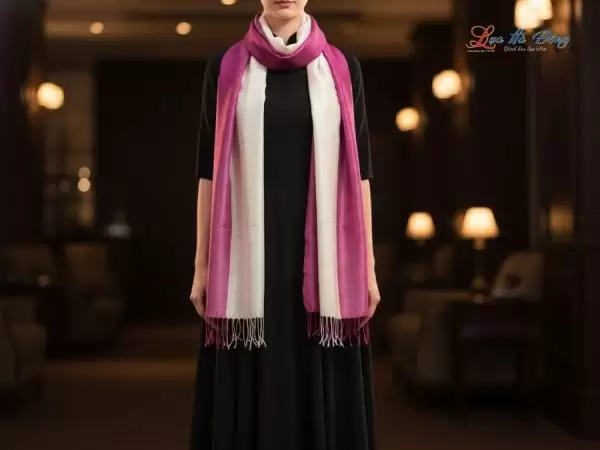 Khăn lụa tơ tằm loang màu hồng 100% silk