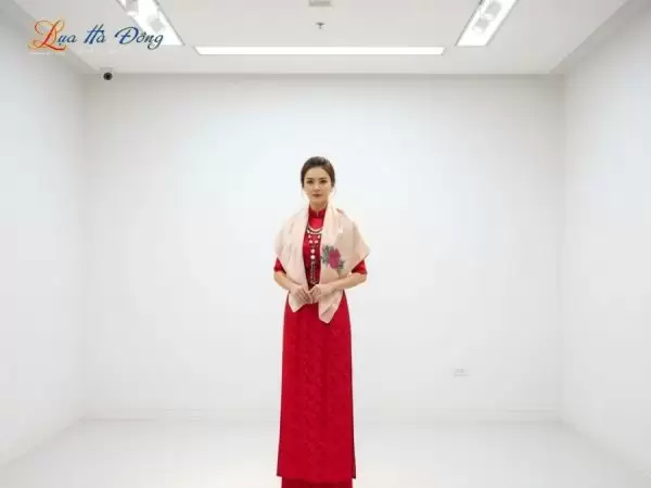 Khăn lụa thêu tay song thọ hồng phấn