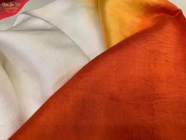 Khă lụa tơ tằm loang