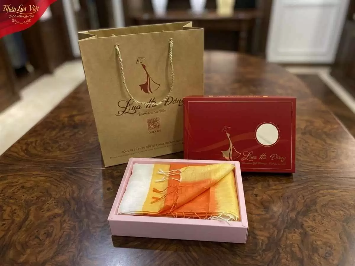 Khăn lụa tơ tằm loang