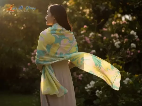 Khăn Lụa Tơ Tằm Thủy Ấn