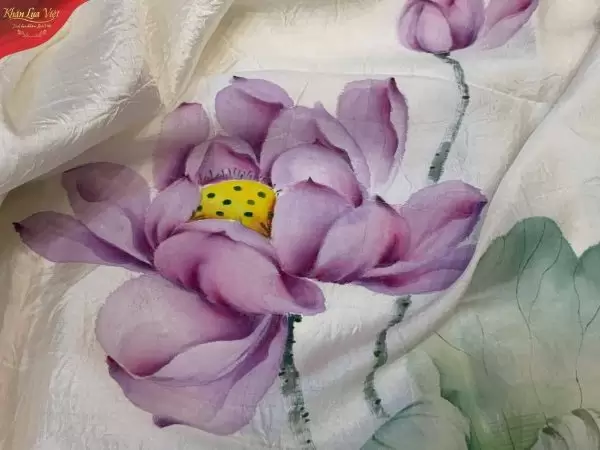 Khăn lụa tơ tằm vẽ tay hoa sen