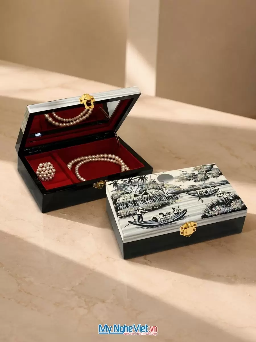 set-qua-tang-khan-lua-theu-hop-son-mai (12) Set quà tặng khăn lụa và hộp sơn mài. Quà tặng đối tác, khách du lịch